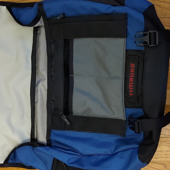 Small blue & black Timbuk2 laptop messenger bag with cross-body strap - Picture 2 of 15